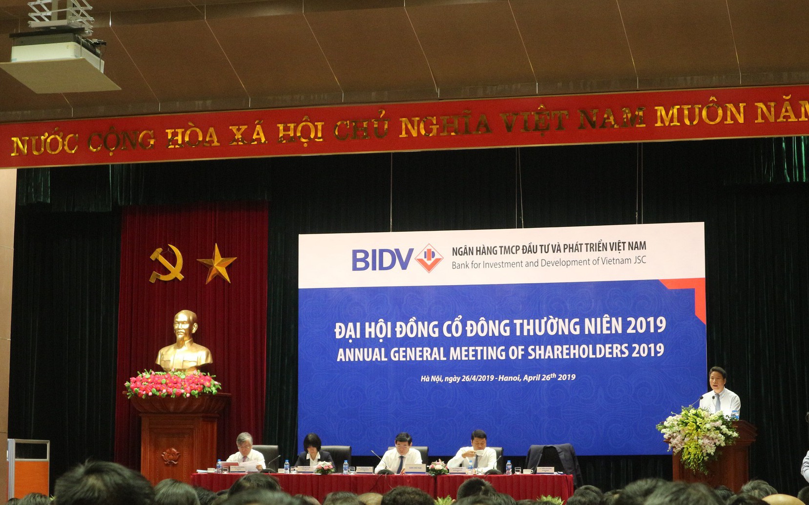 Chủ tịch BIDV Phan Đức Tú: Quá trình bán vốn cho KEB Hana Bank là... một câu chuyện dài