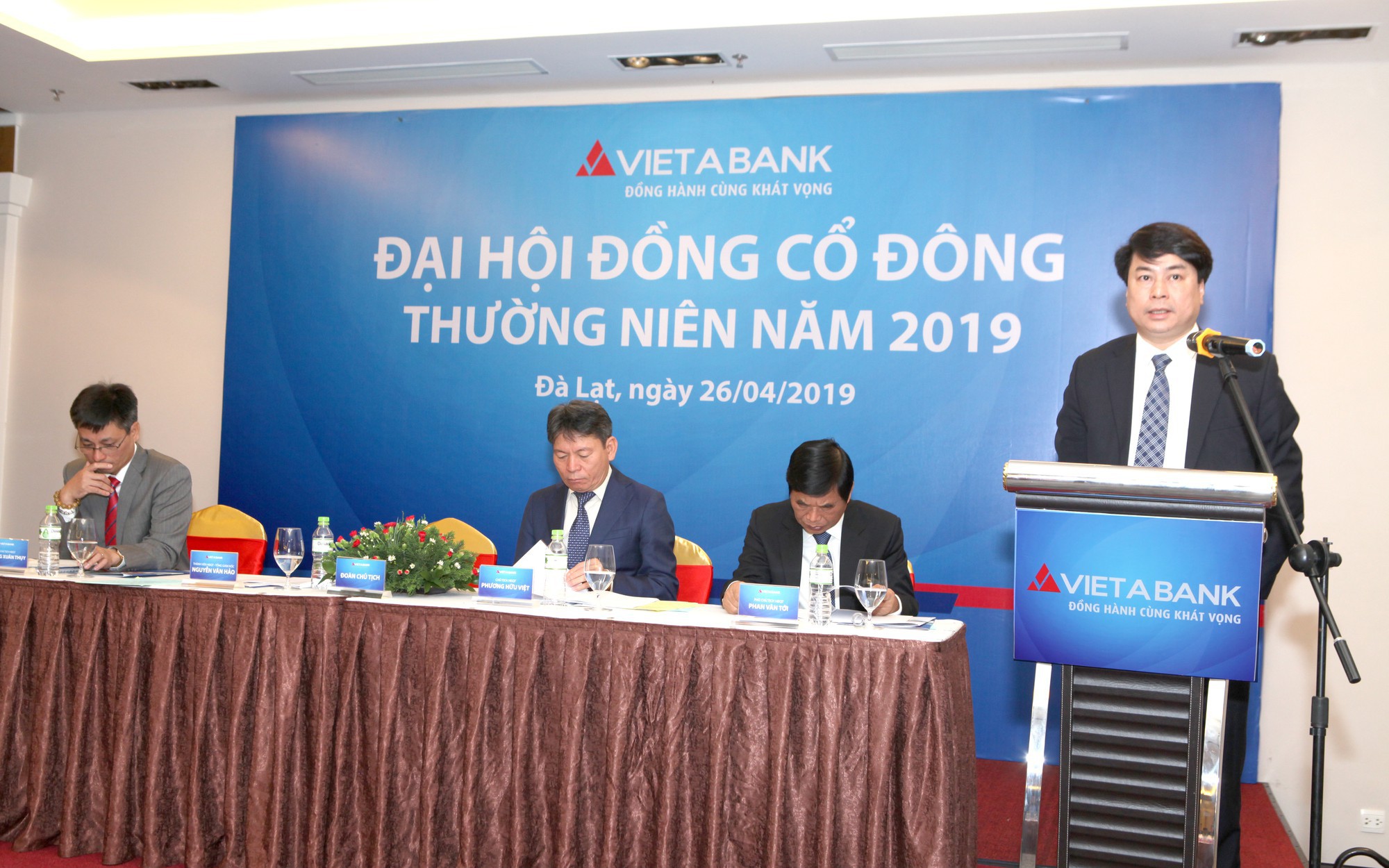 ĐHĐCĐ VietABank: Thông qua mục tiêu lãi 281 tỷ đồng