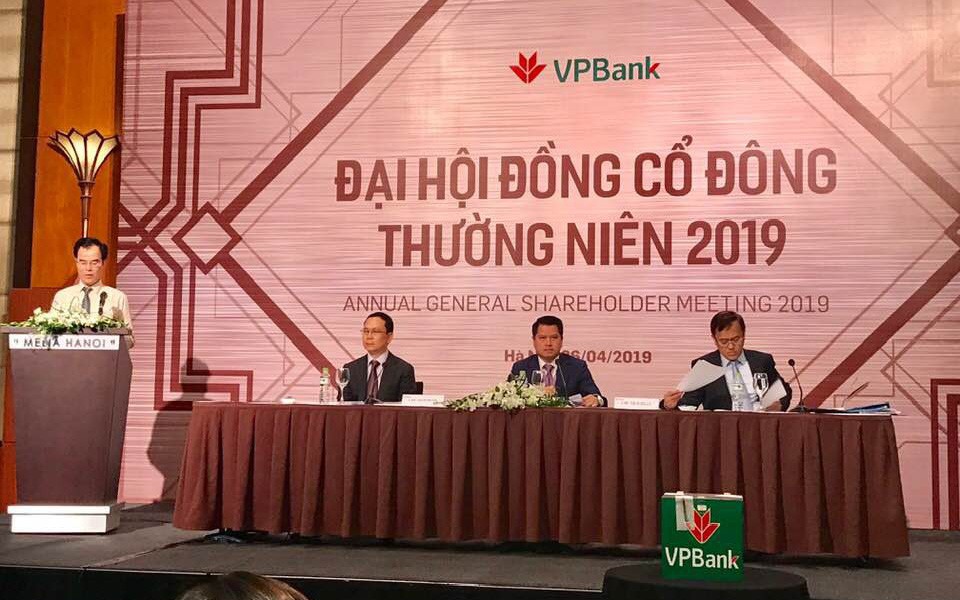 ĐHCĐ VPBank: Kiên định với tín dụng tiêu dùng, mục tiêu lãi 9.500 tỷ và không chia cổ tức