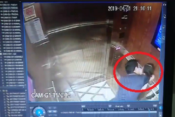  Cựu Phó Viện trưởng VKSND Đà Nẵng sàm sỡ bé gái có uống 1 chai bia trước khi vào thang máy - Ảnh 1.
