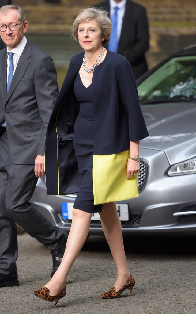 Theresa May: Người phụ nữ thời thượng với niềm đam mê giày gót mèo và hoa văn da báo - Ảnh 3.