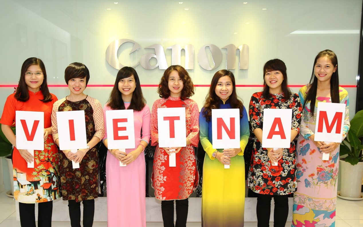 Thi tuyển vào doanh nghiệp Nhật Bản: Lỗi thời khi biết mỗi tiếng Nhật, lợi thế cạnh tranh nằm ở tiếng Anh, Trung và định hướng nghề nghiệp rõ ràng!
