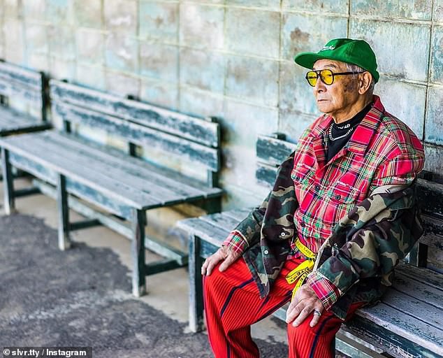 Được cháu trai hậu thuẫn, ông giáo 84 tuổi trở thành ngôi sao thời trang với biệt danh cụ ông sành điệu nhất Nhật Bản, đốn tim hàng trăm ngàn người - Ảnh 3.