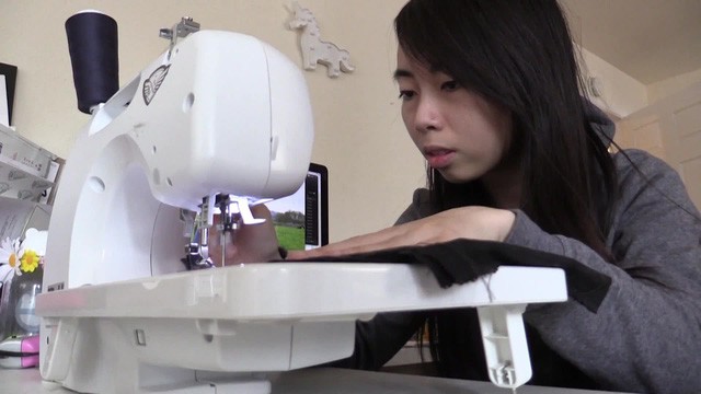 Nữ sáng lập startup gốc Việt tạo ra chiếc áo khoác chống đạn đầu tiên trên thế giới, trông như áo hoodie nhưng lợi hại ngang áo chuyên dụng của cảnh sát Mỹ! - Ảnh 2.