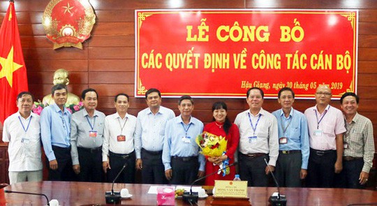 Vẫn chưa xử xong vụ phó giám đốc sở từ chối nhận quyết định điều động  - Ảnh 2.