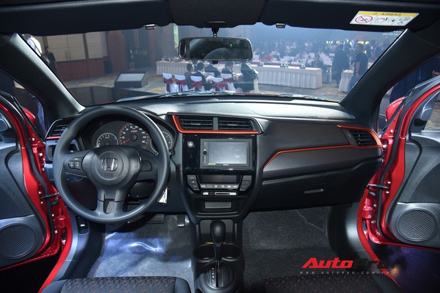 Chi tiết Honda Brio RS - Phép thử mới trong phân khúc xe cỡ nhỏ tại Việt Nam - Ảnh 10.
