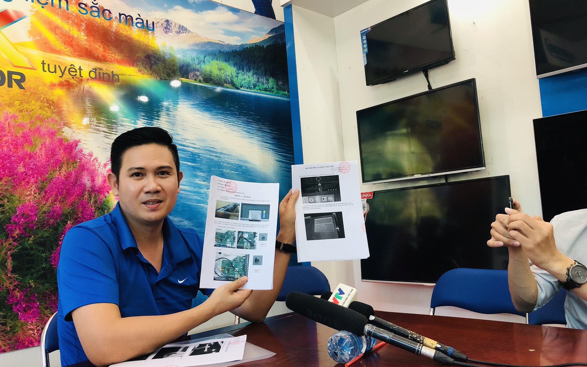 Asanzo dính nghi án hàng Trung Quốc đội lốt hàng Việt, ông chủ Phạm Văn Tam lên tiếng: Chúng tôi không bao giờ làm việc dại dột như vậy! - Ảnh 1. Asanzo dính nghi án hàng Trung Quốc đội lốt hàng Việt, ông chủ Phạm Văn Tam lên tiếng: Chúng tôi không bao giờ làm việc dại dột như vậy! - Ảnh 1.