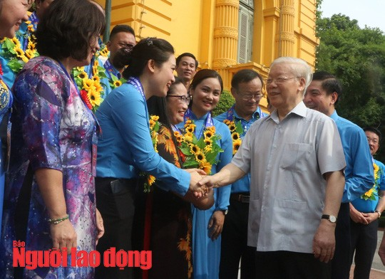 Tổng Bí thư, Chủ tịch nước Nguyễn Phú Trọng gặp mặt cán bộ Công đoàn tiêu biểu  - Ảnh 1.