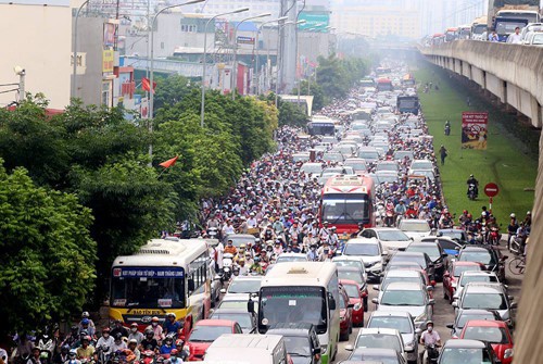 Hà Nội đề xuất thu phí vào nội đô: Khác gì dùng lu chống ngập! - Ảnh 3.