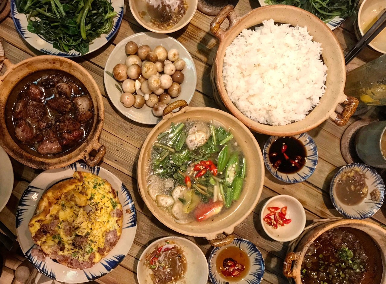 Tình hình ẩm thực Việt ở Malaysia: Phải bỏ các món thịt lợn, phở ...