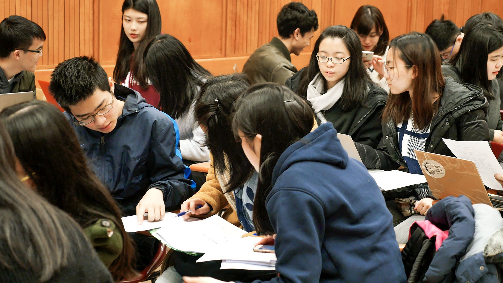 GPA 2,65 nhưng Steve Jobs vẫn làm CEO, đạt toàn điểm C nhưng J.K