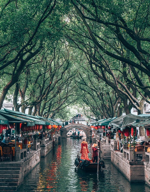 Chuyên trang Mỹ công bố 15 thành phố kênh đào đẹp nhất thế giới, thật bất ngờ có 1 cái tên đến từ Việt Nam! - Ảnh 13.