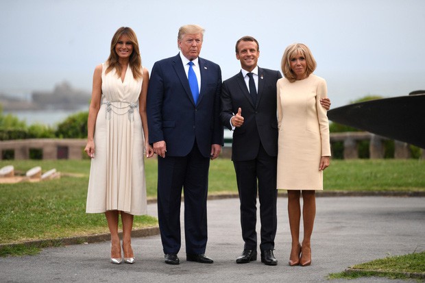 Đệ nhất phu nhân Pháp như trợ lý đi cạnh Melania Trump do sai lầm khi chọn trang phục - Ảnh 5.