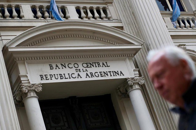 Argentina nâng sàn lãi suất cơ bản lên 78% - Ảnh 1.