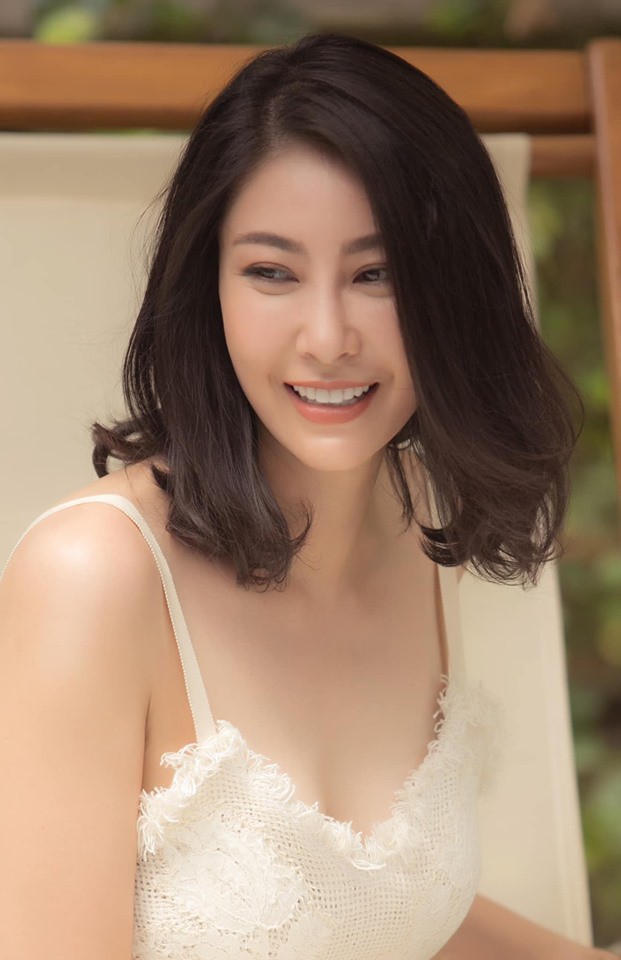 Hoa hậu có xuất thân khủng nhất Việt Nam: Cuộc đời long đong lận đận, trải qua sóng gió mới tìm thấy hạnh phúc - Ảnh 16.