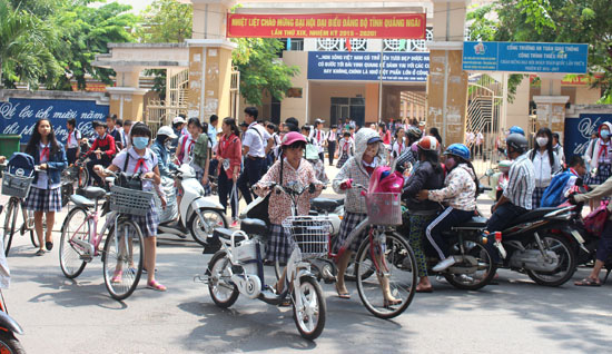 Nếu vợ chồng mình không cẩn thận thì chiều nay con có thể bị bắt cóc - lời cảnh tỉnh khiến hàng nghìn phụ huynh giật mình - Ảnh 4.