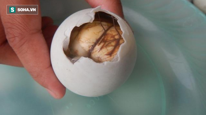 Trứng gà rất tốt nhưng có 7 loại trứng không nên ăn: Nhẹ thì đau bụng, nặng thì ngộ độc - Ảnh 3.