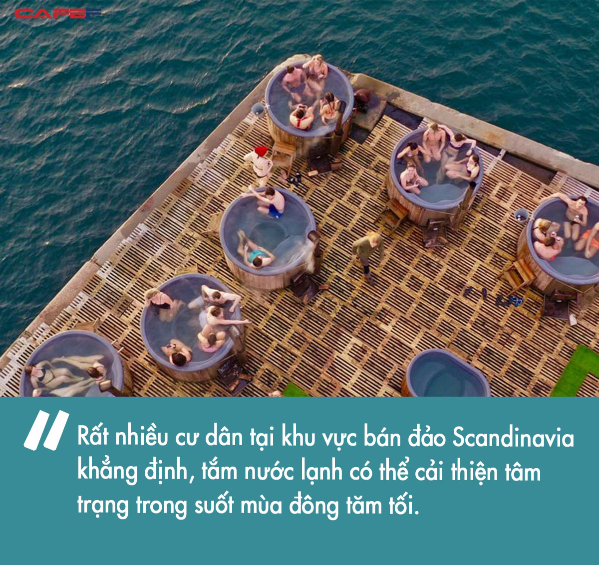 Bơi trong nước lạnh giữa mùa đông - bí quyết tưởng nguy hiểm nhưng giúp người Đan Mạch ngăn ngừa trầm cảm theo mùa, giúp tình đồng nghiệp thêm gắn bó - Ảnh 2. Bơi trong nước lạnh giữa mùa đông - bí quyết tưởng nguy hiểm nhưng giúp người Đan Mạch ngăn ngừa trầm cảm theo mùa, giúp tình đồng nghiệp thêm gắn bó - Ảnh 2.