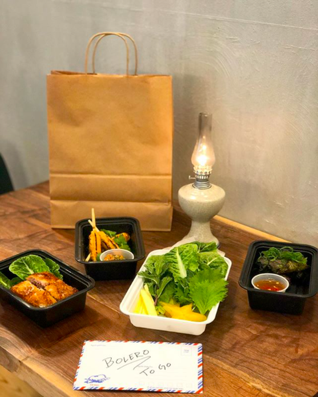 Một nhà hàng Việt Nam ở New York lên báo Mỹ vì cách bán hàng online độc đáo trong mùa dịch, khi ngừng hoạt động vẫn gây chú ý - Ảnh 7.