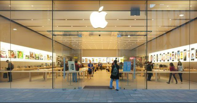 Apple Store đầu tiên chính thức mở cửa trở lại từ khi có dịch Covid-19 - Ảnh 1.