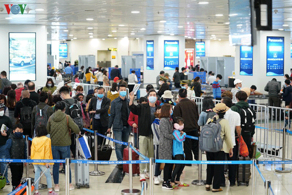 Việt Nam tạo điều kiện hàng không các nước vào đón công dân - Ảnh 1.