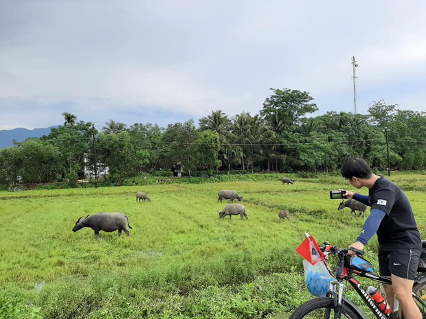 Trai Hàn đi du lịch từ Hà Nội đến Sài Gòn bằng xe đạp trong gần 1 năm: “Nhiều người bảo tôi là đồ điên nhưng vì đam mê nên mặc kệ!” - Ảnh 12.