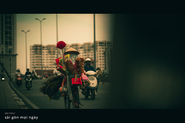 Có một Sài Gòn mỗi ngày thật khác: Giữa xô bồ và hoa lệ, vài khoảng lặng chợt ghé ngang khiến ta càng nhìn càng thương! - Ảnh 6.