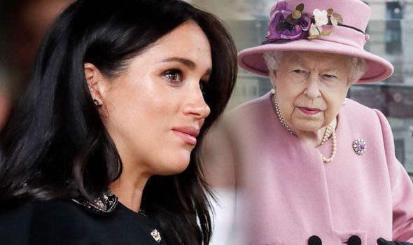 Cuốn nhật ký bí mật của Meghan Markle: Đòn chí mạng dành cho Nữ hoàng Anh hay là nấm mồ chôn vùi mọi toan tính của nàng dâu hoàng gia? - Ảnh 1.