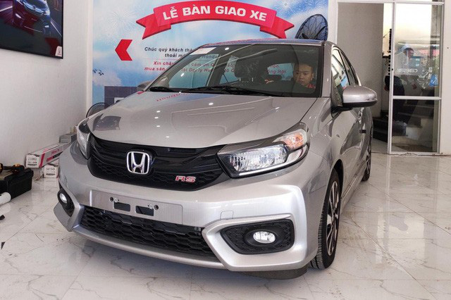 Honda Brio giảm kỷ lục 40 triệu đồng để xả hàng tồn: Giá chạm đáy mới tại Việt Nam, ngang ngửa Kia Morning và Hyundai Grand i10 - Ảnh 1.