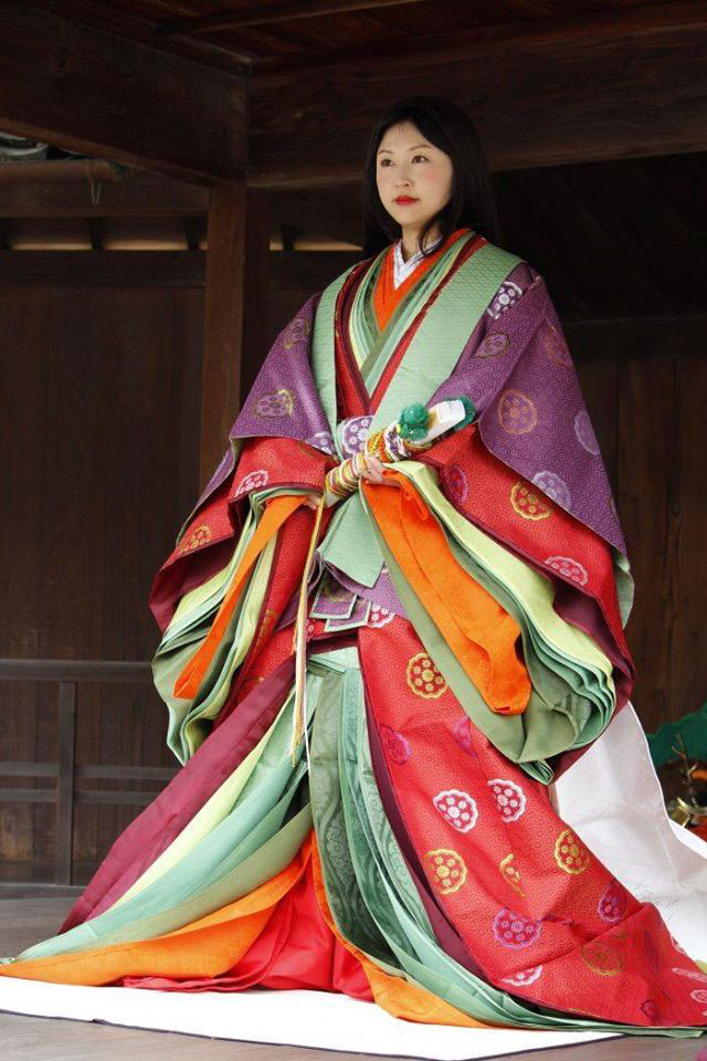 Điều ít biết về bộ trang phục 12 lớp, nặng 20kg đỉnh cao vẻ đẹp trang phục truyền thống Nhật Bản, Hoàng hậu Masako cũng từng mặc ngày đăng quang - Ảnh 12.