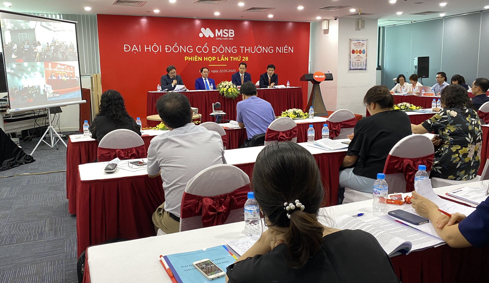 ĐHCĐ MSB: Cam kết niêm yết cổ phiếu trong năm nay, trả cổ tức tỷ lệ 10% trong năm tới - Ảnh 3. ĐHCĐ MSB: Cam kết niêm yết cổ phiếu trong năm nay, trả cổ tức tỷ lệ 10% trong năm tới - Ảnh 3.