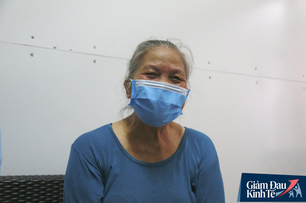 Cụ bà neo đơn, tàn tật ở Hà Nội từ chối nhận tiền hỗ trợ an sinh để nhường suất cho người nghèo hơn - Ảnh 3.