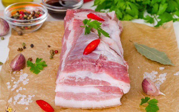 Thịt lợn nhập khẩu rao bán tràn lan trên chợ mạng, giá loạn - Ảnh 4.
