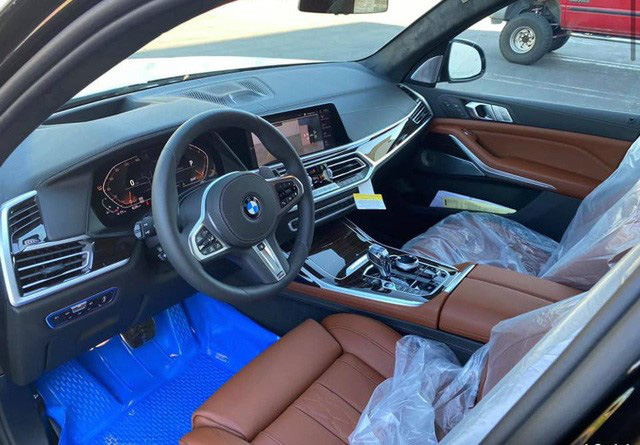 BMW X7 2020 nhập tư chào giá rẻ hơn cả tỷ đồng so với xe chính hãng, riêng option ‘không phải nghĩ’ - Ảnh 4.