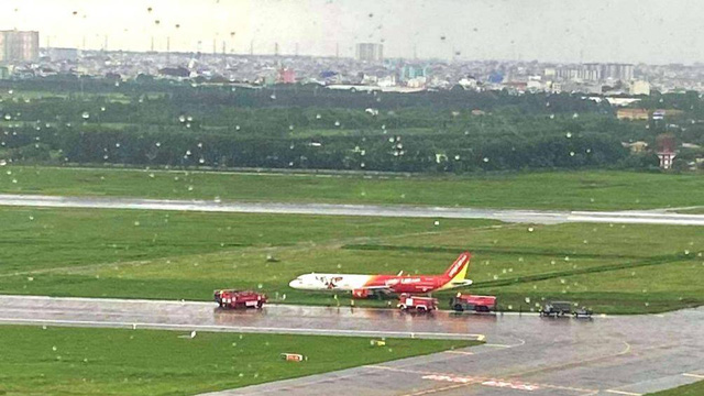 165 chuyến bay của Vietnam Airlines Group bị ảnh hưởng vì sân bay Tân Sơn Nhất đóng cửa  - Ảnh 3.