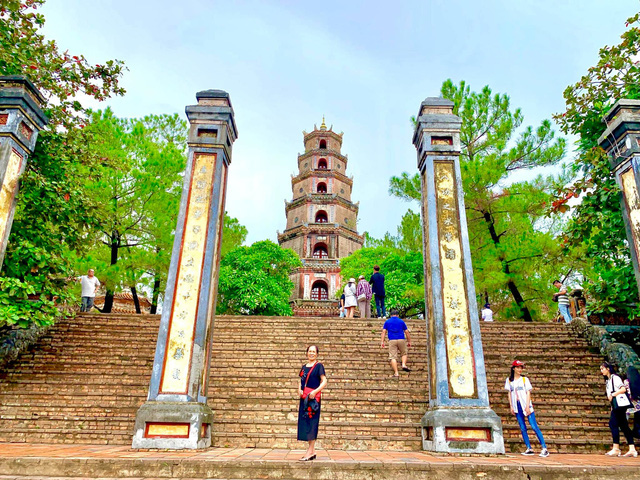 Đưa mẹ đi khắp thế gian: Chuyến du lịch đầu tiên trong đời của mẹ, khám phá Huế - Hội An và giấc mơ dần trọn vẹn - Ảnh 13.