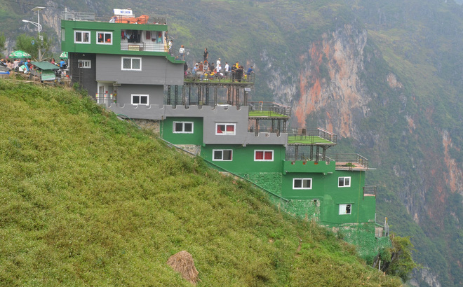  Bà chủ Mã Pì Lèng Panorama: Tôi sẽ gắn bó với mảnh đất này, sẽ làm lại mọi thứ - Ảnh 2.