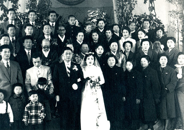 Con gái gia tộc Samsung được gả vào nhà LG làm dâu: Cả đời an phận hưởng thái bình bỗng lao vào cuộc chiến tranh giành gia sản ở tuổi 76 - Ảnh 2.