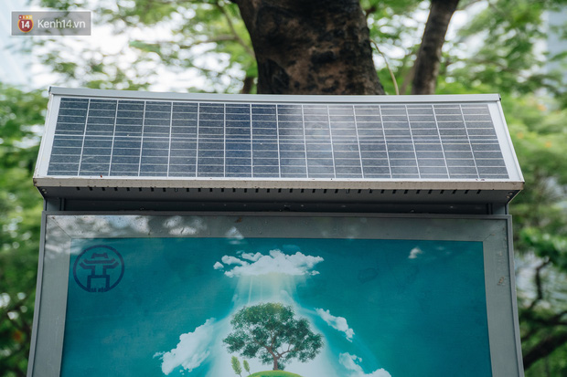 Thùng rác công nghệ với tấm pin mặt trời trên đường phố Hà Nội: Truyền cảm hứng bảo vệ môi trường đến người dân - Ảnh 3.