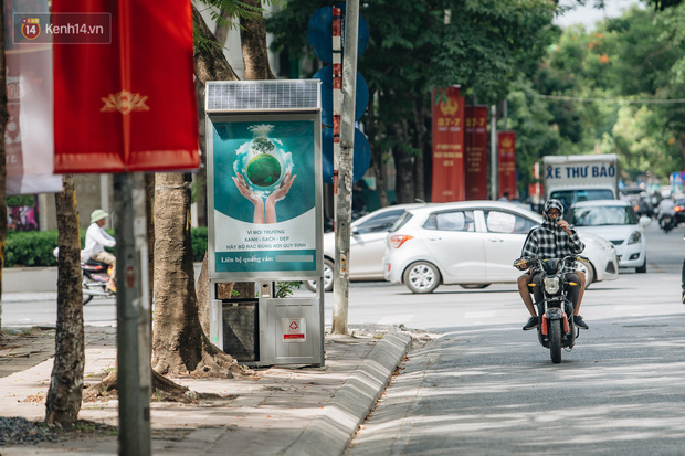 Thùng rác công nghệ với tấm pin mặt trời trên đường phố Hà Nội: Truyền cảm hứng bảo vệ môi trường đến người dân - Ảnh 5.
