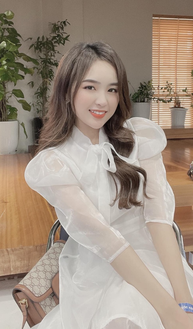 Hot Girl Vi T I Xem World Cup M C O I N O L I V N C T N M T Kho N Kha Kh V N