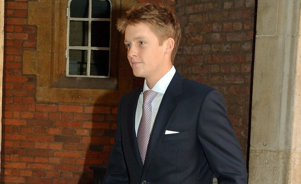
Hugh Grosvenor, 25 tuổi, trở thành tỉ phú trẻ tuổi nhất trong số 400 người giàu nhất thế giới.
