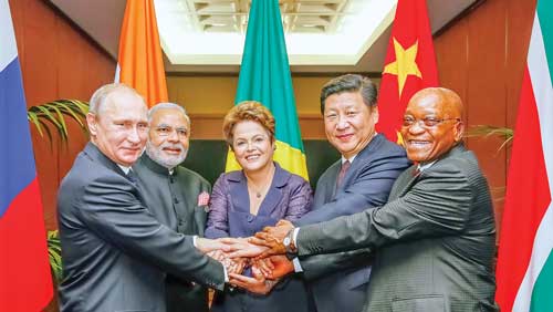 Lãnh đạo các nước BRICS tại một cuộc họp thượng đỉnh.