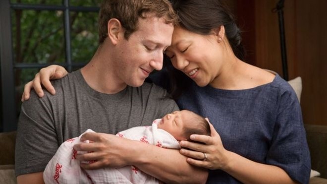  Mark Zuckerberg và vợ - Priscilla Chan - đón con gái đầu lòng bằng kế hoạch cho đi 99% tài sản để cải thiện tiềm năng con người và cuộc sống cho trẻ em thế hệ sau. Ảnh: Reuters 