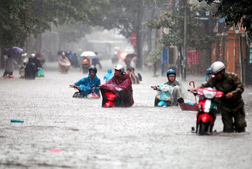 
Hà Nội ngày mưa ngập lụt trên mọi ngả đường (Ảnh minh họa)
