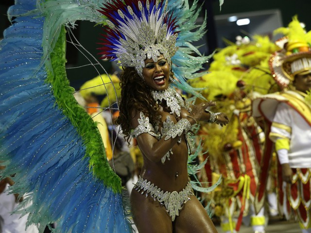 Nhắc đến Brazil không thể không nói đến lễ hội đường phố Carnival sôi động, nổi tiếng nhất thế giới.