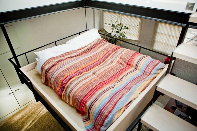 Chiếc giường đặc biệt này có lẽ sẽ khiến cho một số người cảm giác sợ hãi, nhưng nó lại là nơi lý tưởng cho những ai thích cảm giác mới lạ. 