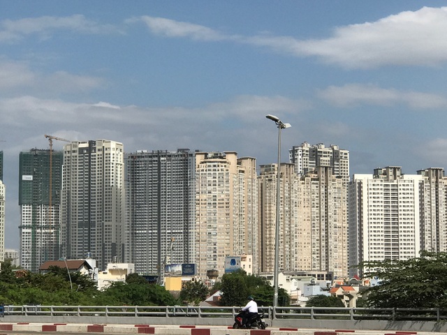 Những dự án cao tầng đã bước vào cuộc đua giành thị phần nhà ở ven sông Sài Gòn