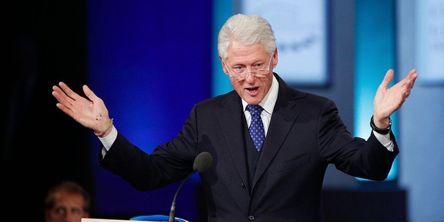 Bill Clinton, Tổng thống thứ 42 của Mỹ, từng là nhân viên bán tạp hóa và bán các quyển truyện tranh.