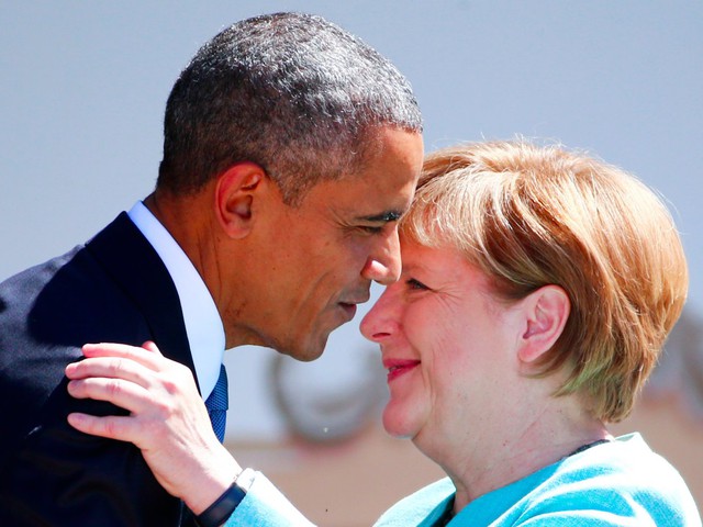 
Cũng trong cuộc họp báo, bà Merkel bày tỏ sự nuối tiếc khi ông Obama mãn nhiệm. “Nếu bạn làm việc ăn ý với ai đó, việc nói lời chia tay là điều rất khó khăn”, bà Merkel nói về ông chủ Nhà Trắng. Ảnh: Reuters
